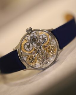 Prototype 00 de @lederertimepieces, un reloj que refleja la búsqueda constante de innovación y perfección mecánica de la marca.
#TiempoDeRelojes #BernhardLederer #SIARsummer