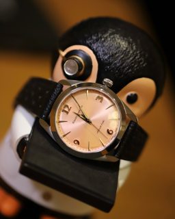 @nivadawatches se presentó por primera vez en @siarmx Summer y mostró algunas de sus novedades más recientes.
#TiempoDeRelojes #NivadaGrenchen #SIARSummer