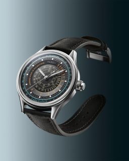 El nuevo @angelus_watches Instrument de Mesures integra telémetro, pulsómetro y taquímetro en un cronógrafo monopulsador de inspiración vintage, concebido como una auténtica herramienta de medición. Disponible en dos versiones limitadas a solo 25 ejemplares cada una, destaca por su compleja esfera tridimensional, su caja de 39 mm y el calibre manufactura A5000 de cuerda manual.
#TiempoDeRelojes #Angelus #InstrumentDeMesures