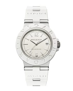 @bvlgari renueva su propuesta sport-chic para el verano con dos nuevas versiones del Bvlgari Bvlgari Aluminium.
La colección incorpora una interpretación monocromática en blanco y una edición limitada de 500 piezas con carátula azul de efecto rayos de sol.
#TiempoDeRelojes #Bvlgari #BvlgariAluminium