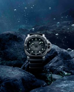 @panerai amplía su colección inspirada en los Navy SEALs con el nuevo Submersible Navy SEALs PAM01738.

Este reloj cuenta con caja de 44 mm, resistencia al agua de hasta 500 metros y reserva de marcha de tres días.

#TiempoDeRelojes #Panerai
