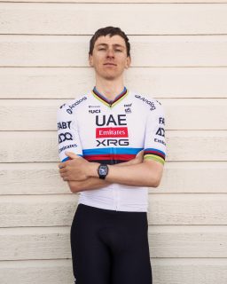 @richardmille da la bienvenida a @tadejpogacar como nuevo colaborador de la marca. El cuádruple campeón del Tour de Francia y una de las grandes figuras del ciclismo actual llevará el RM 67-02 Automatic Extra Flat.

#TiempoDeRelojes #RichardMille