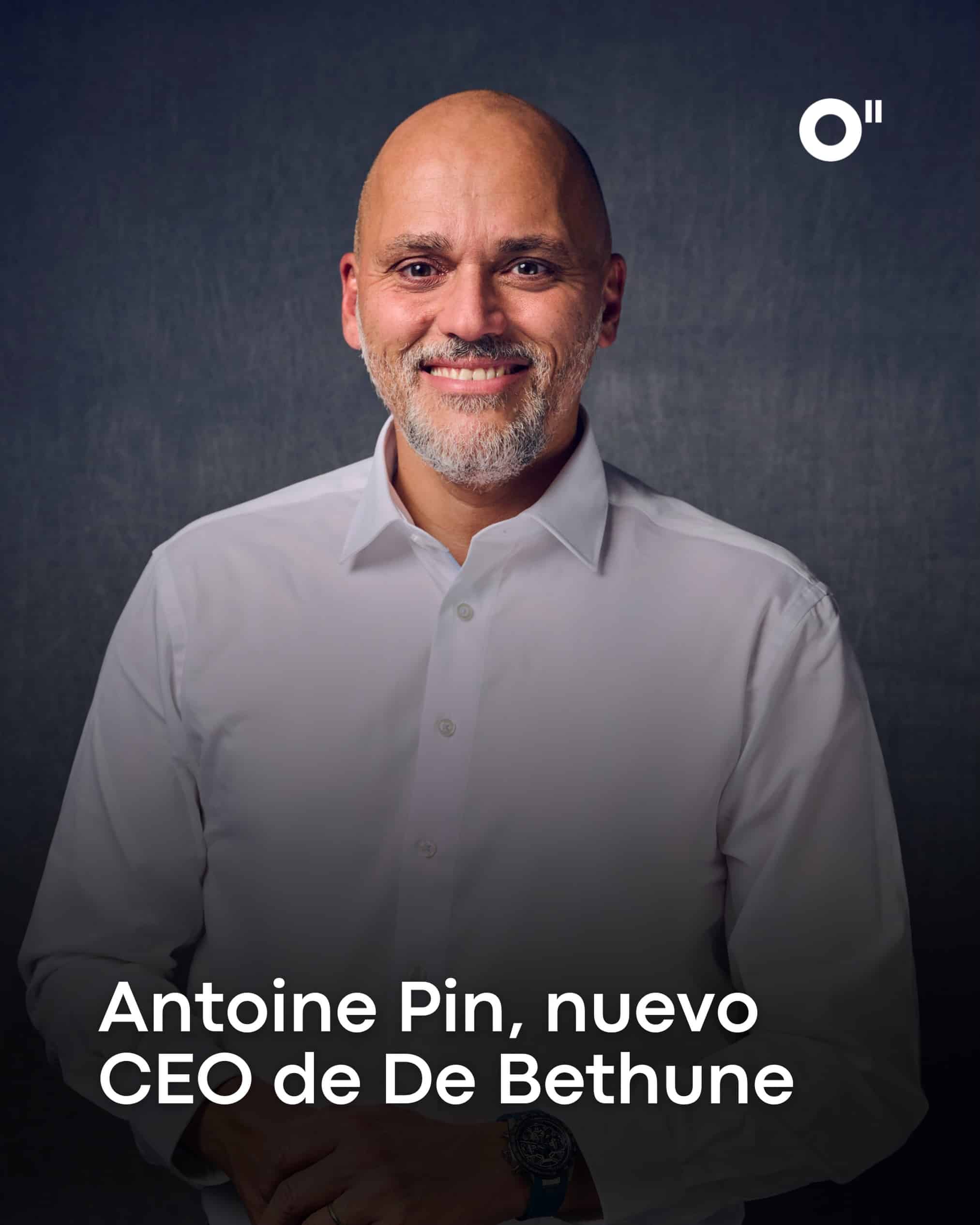 @de_bethune anunció el nombramiento de Antoine Pin como su nuevo CEO. Pin, un veterano con tres décadas de trayectoria en el sector del lujo, ha ocupado puestos directivos en Zenith y Bvlgari, y fue CEO de TAG Heuer entre 2024 y principios de 2026. Su llegada a De Bethune se produce un año antes del 25 aniversario de la admirada manufactura, donde trabajará de la mano del cofundador y maestro relojero Denis Flageollet, uno de los demiurgos que más ha contribuido al boom de la alta relojería independiente en los últimos años.

#TiempoDeRelojes #DeBethune #AntoinePin