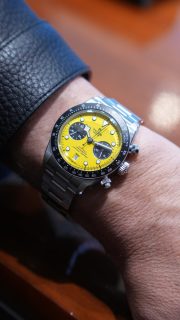 Descubre por qué el nuevo Black Bay Chrono 39 de @tudorwatch está dando de qué hablar.

#TiempoDeRelojes #Tudor