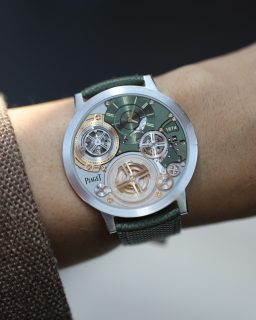 Estuvimos en la inauguración de la nueva boutique de @piaget en Polanco, Ciudad de México, donde conocimos de cerca algunas de las piezas más emblemáticas de la Maison, además de las novedades que ya están disponibles.

#TiempoDeRelojes #Piaget