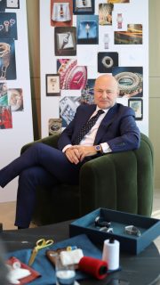 @georgeskern, CEO de House of Brands, presenta las novedades de @universalgeneve.
#TiempoDeRelojes #UniversalGeneve