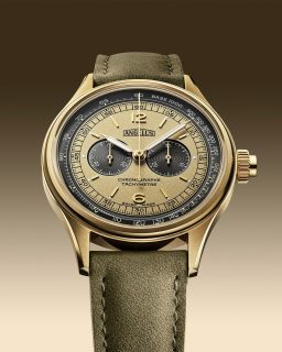 @angelus_watches presenta nuevas versiones del Chronographe Tachymètre, una colección que retoma el lenguaje de sus cronógrafos históricos de las décadas de 1930 a 1950. 

Disponible en oro amarillo o acero, mantiene una caja compacta de 37 mm y solo 9.25 mm de grosor. 

La propuesta llega en tres combinaciones cromáticas inspiradas en el universo del motor: dorado con verde inglés, rosa coral con gris acero y gris perla con azul petróleo. 

En su interior, el calibre manual A5000 mueve el cronógrafo mediante rueda de pilares y embrague horizontal, con 42 horas de reserva de marcha. 

#TiempoDeRelojes #Angelus #ChronographeTachymetre