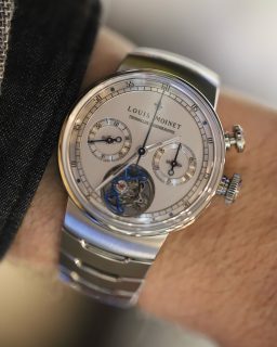 En el booth de @louismoinet en el @siarmx pudimos apreciar el 1816 Tourbillon Chronograph, una pieza que combina tourbillon y cronógrafo en un diseño contemporáneo inspirado en el primer cronógrafo de la historia, creado por Louis Moinet.
#TiempoDeRelojes #LouisMoinet #SIAR