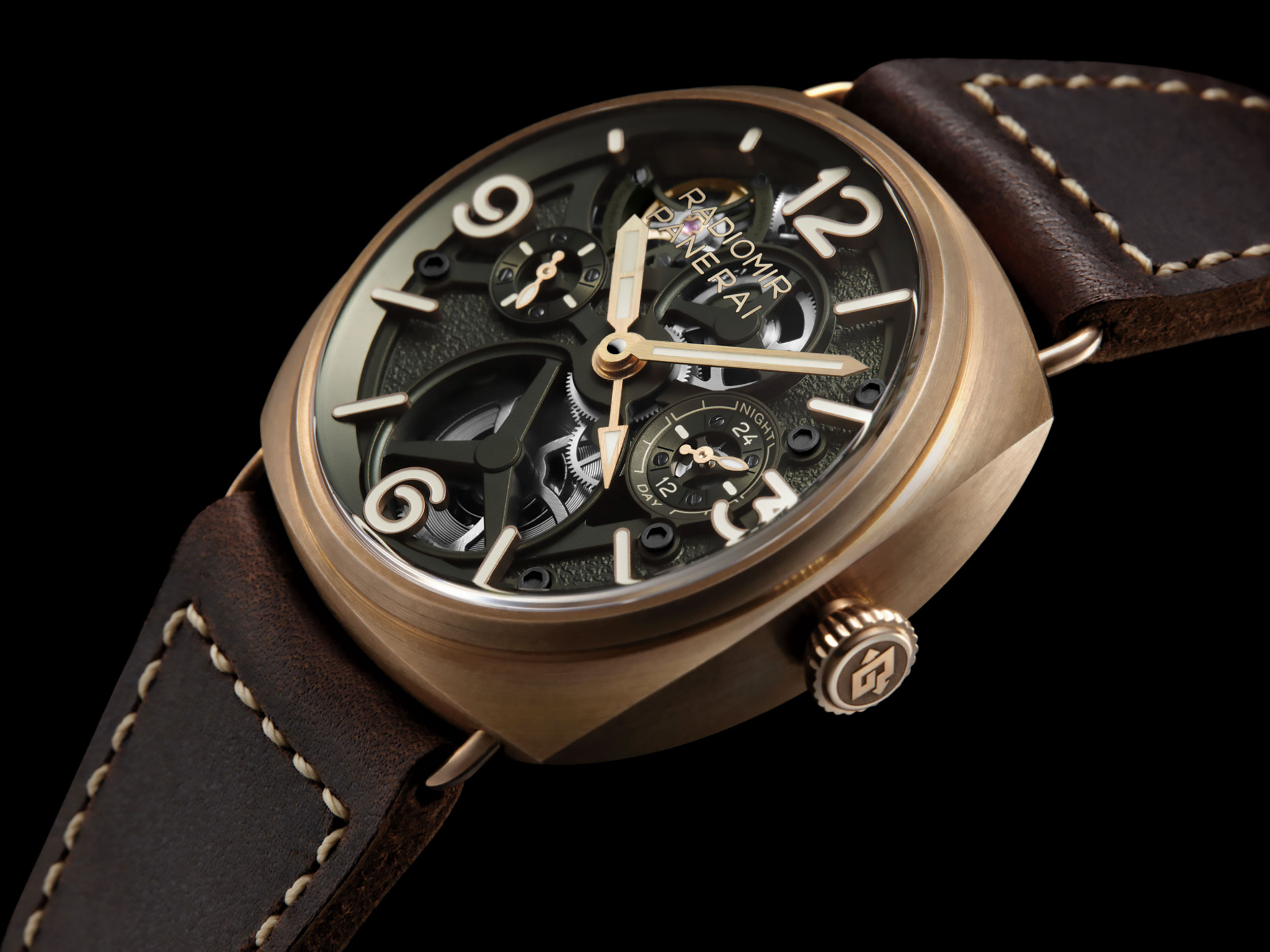 Panerai desnudo soberbio de bronce