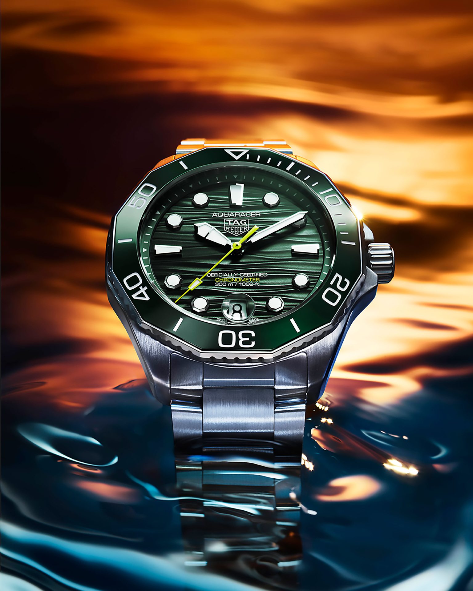 TAG Heuer Aquaracer Professional 300 Date Verde acero