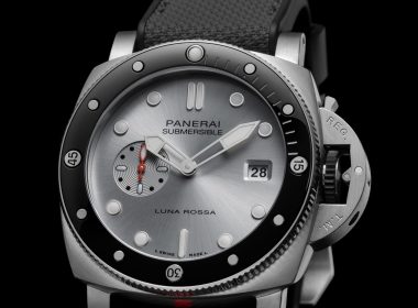 PANERAI Submersible QuarantaQuattro Luna Rossa PAM01681 1