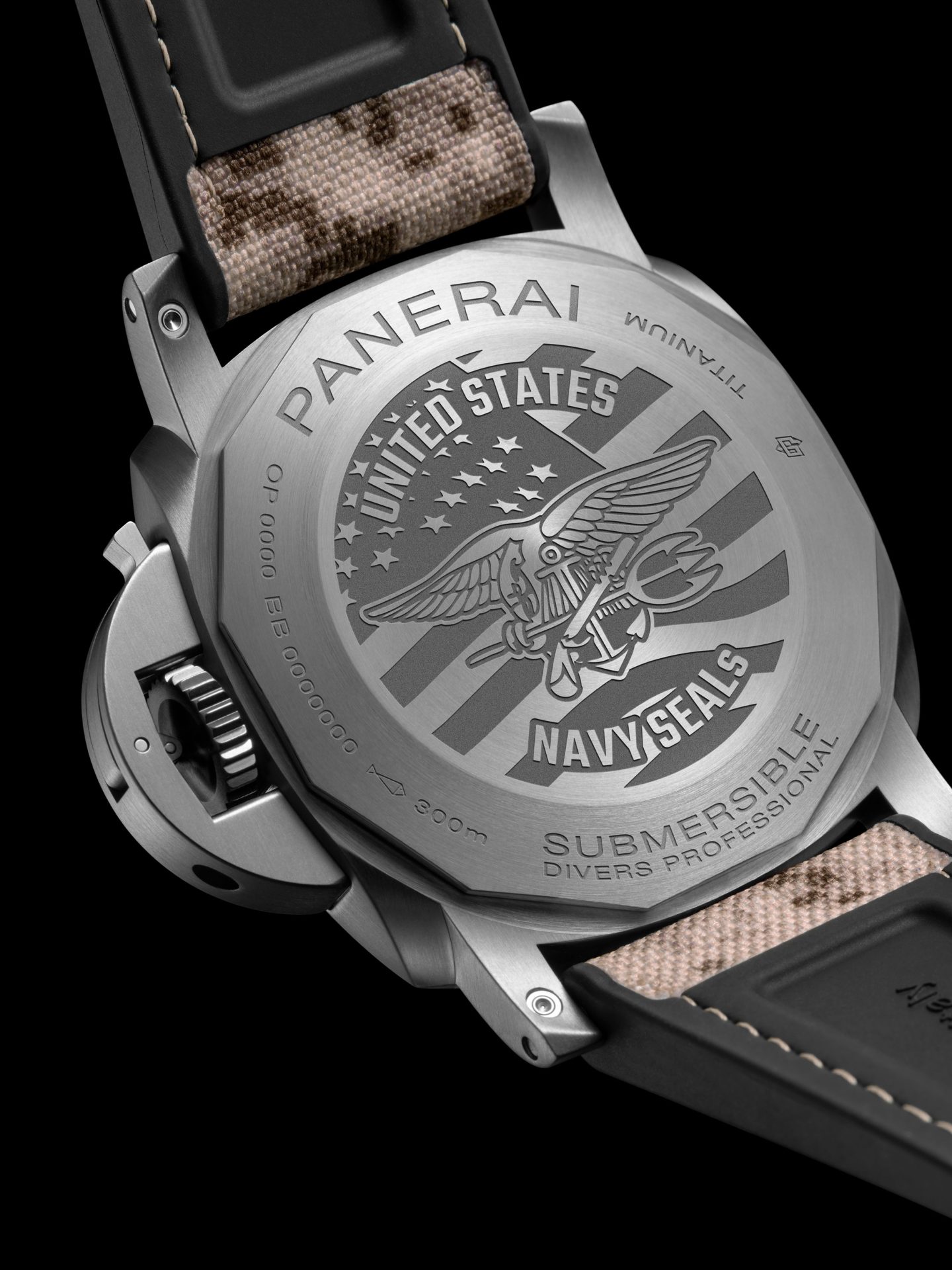 Panerai Submersible Navy SEALs Titanio PAM01669