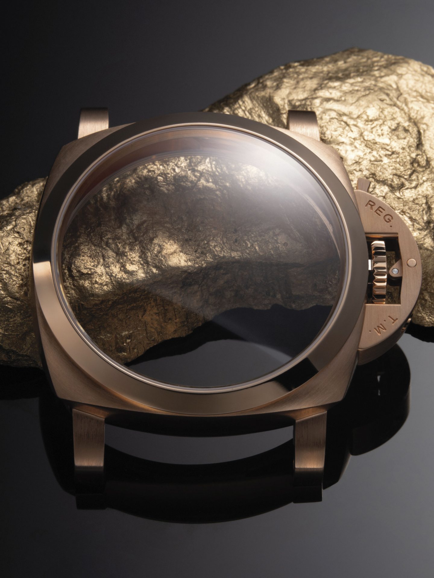 PANERAI Goldtech™_01