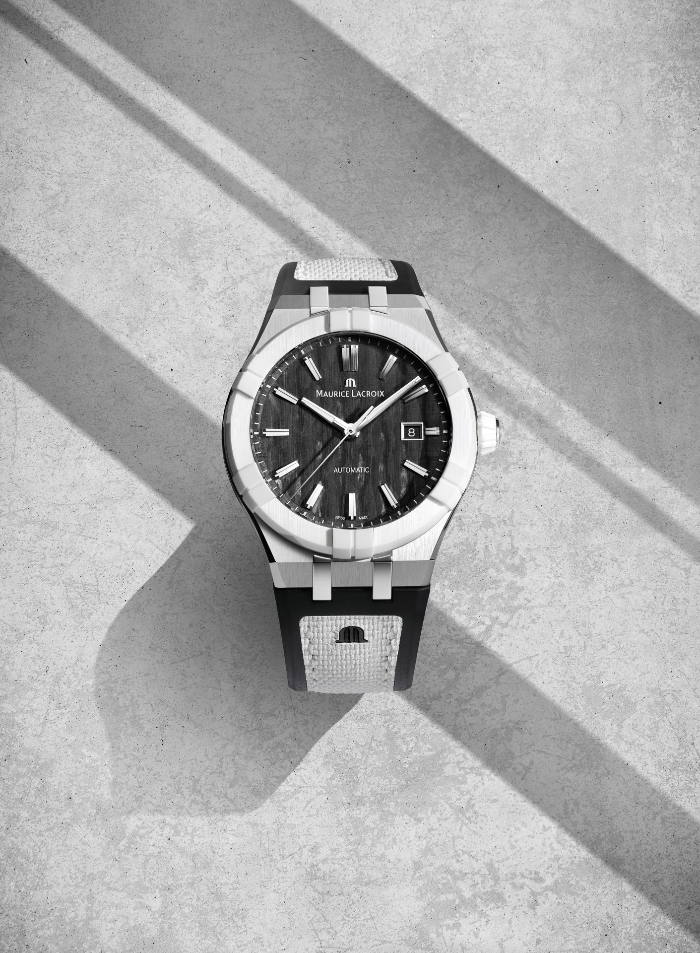 Maurice Lacroix Aikonic en color blanco.